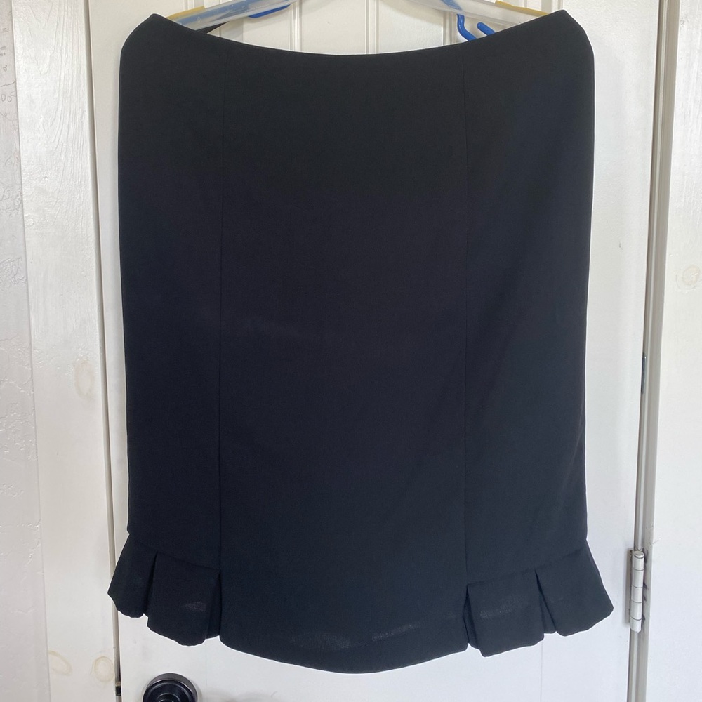 Jones Studio ruffled pencil suit skirt